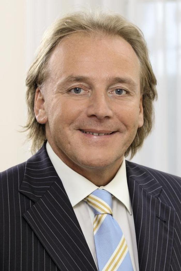 ERGO Versicherung / DKV Uwe Frank, Marktstraße in Kaiserslautern