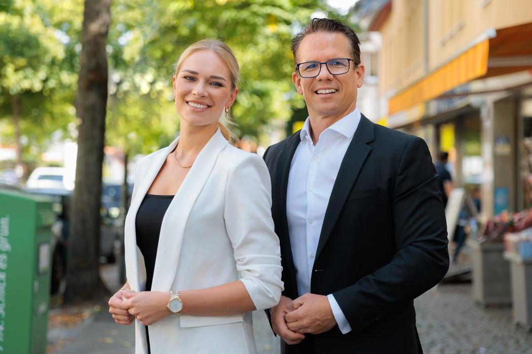 ERGO Versicherung / DKV Marcel Fernandez, Rudower Straße in Berlin