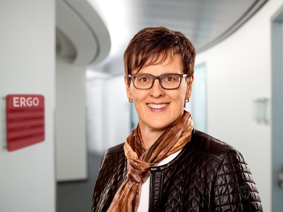 ERGO Versicherung / DKV Claudia Stöcker, Hinter der Wallhecke in Ganderkesee