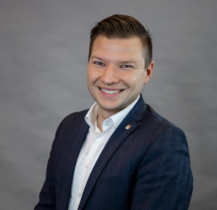 ERGO Versicherung Thomas Schlimkowski, Otzenrather Weg in Köln