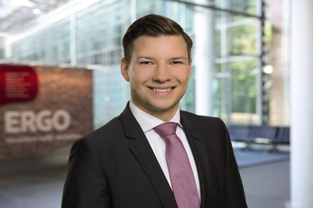 ERGO Versicherung Thomas Schlimkowski, Otzenrather Weg in Köln