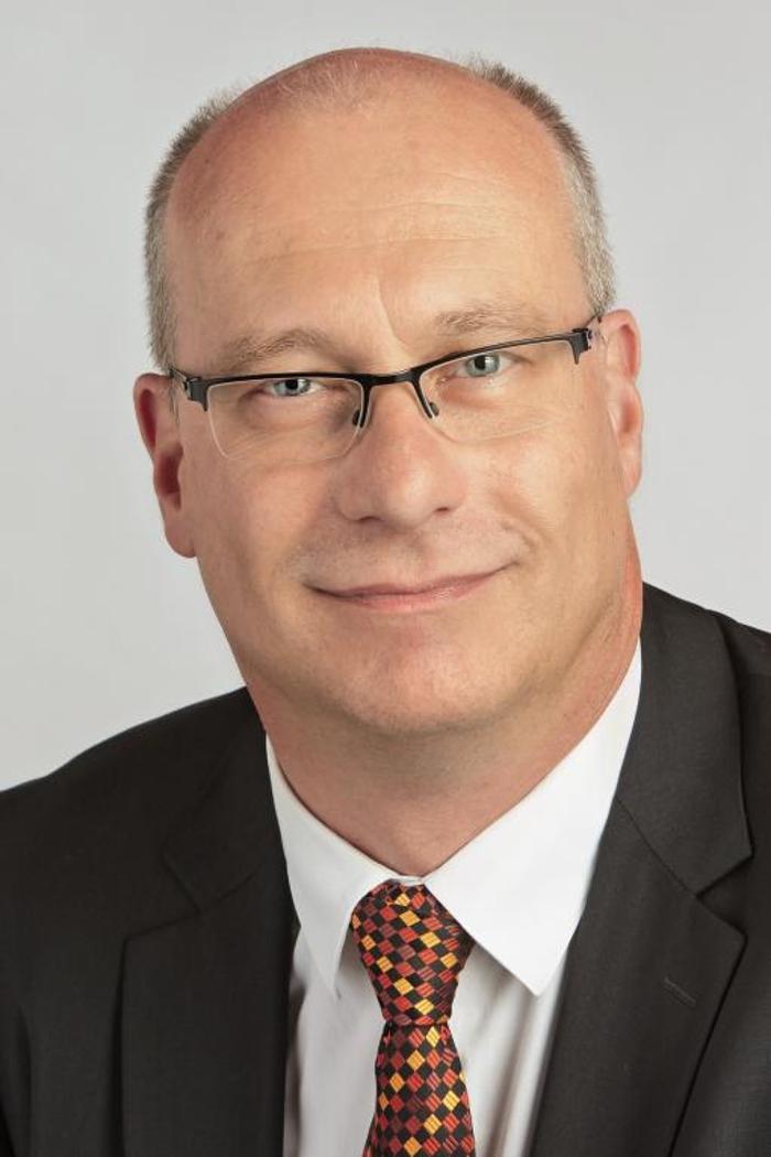 ERGO Versicherung / DKV Joachim Lange, Dürener Straße in Köln