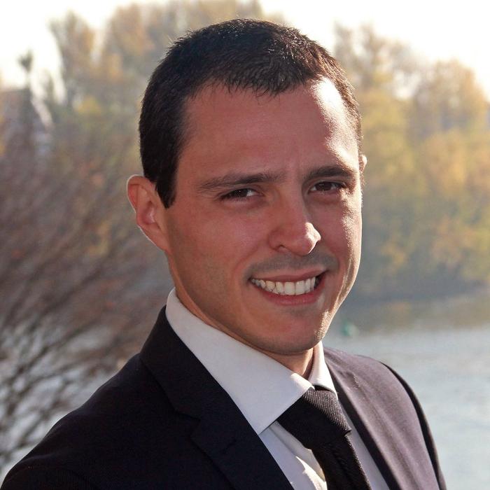 ERGO Versicherung Rosen Ivanov, Anna-Birle-Straße in Wiesbaden