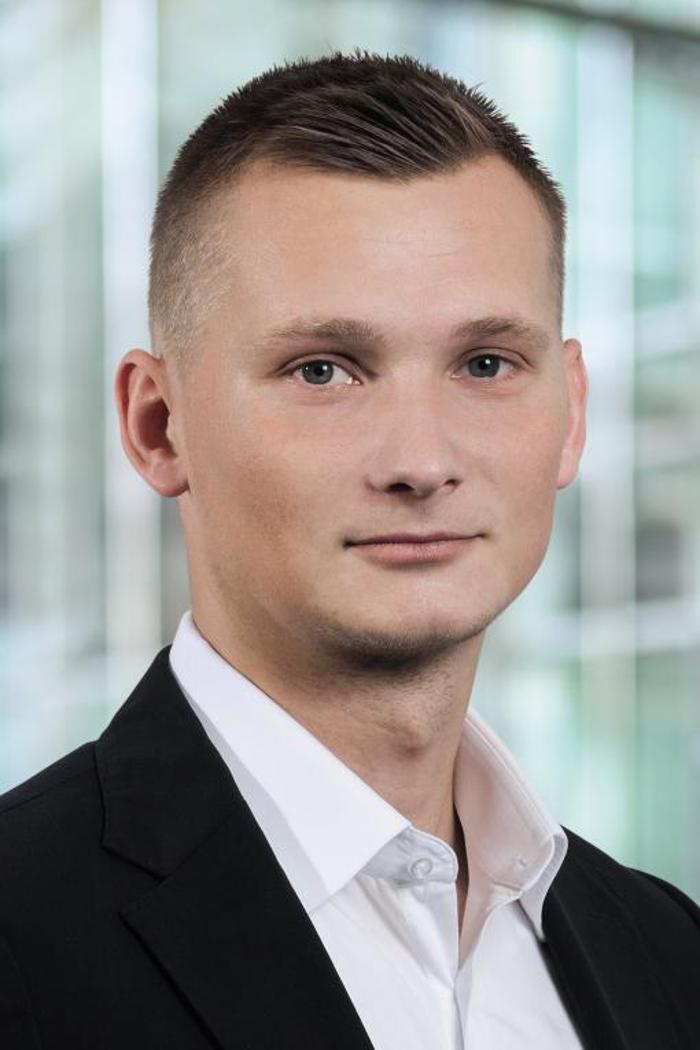 ERGO Versicherung Steven Buchweitz, Storkower Straße in Berlin