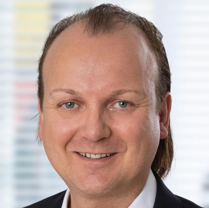 ERGO Versicherung Lukas Hillen, Crottorfer Straße in Reichshof