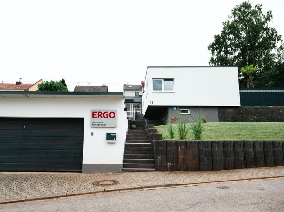 ERGO Versicherung Kay Marzeion, Untere Schulstraße in Riegelsberg