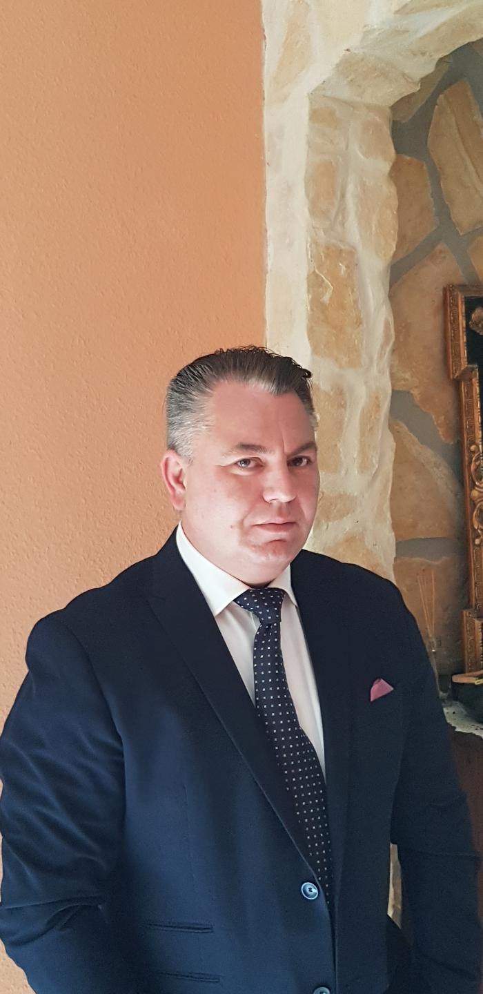 ERGO Versicherung Adam Januschewski, Alleestraße in Remscheid