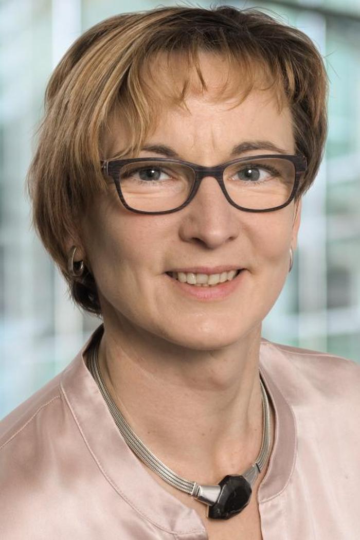 ERGO Versicherung Silke Berger, Ernst-Thälmann-Straße in Lützen