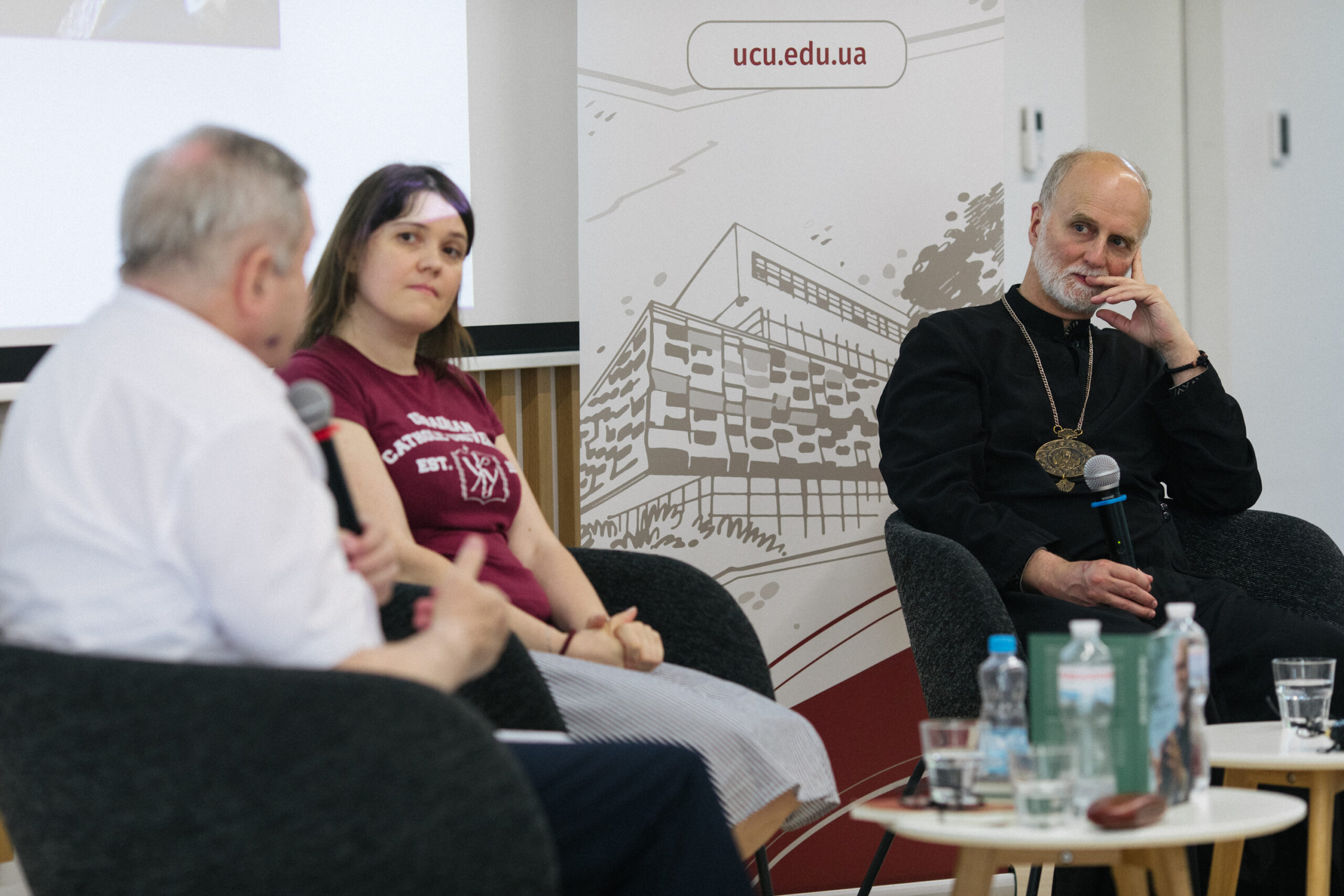 Богдана Матіяш та владика Борис