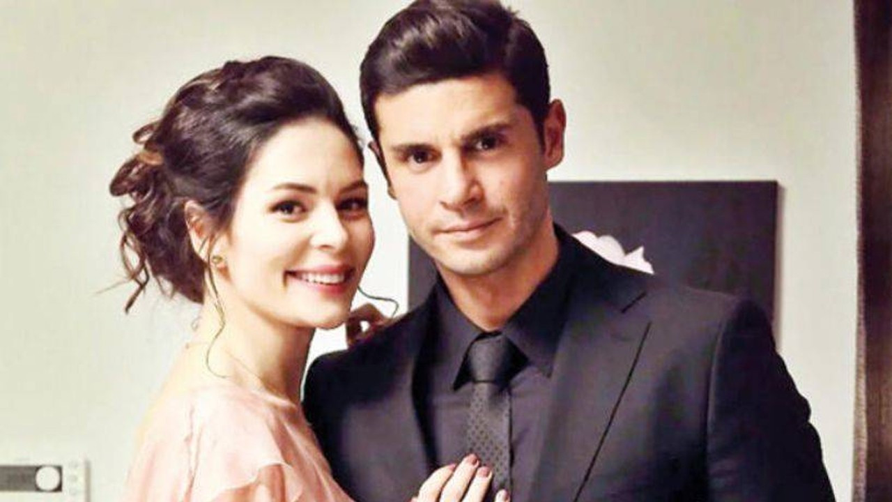 Yıldız Çağrı Atiksoy ve Berk Oktay'dan flaş nikah açıklaması