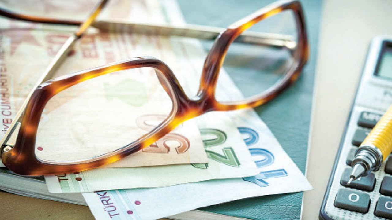 Emeklinin maaşından 1 yılda neler azaldı?