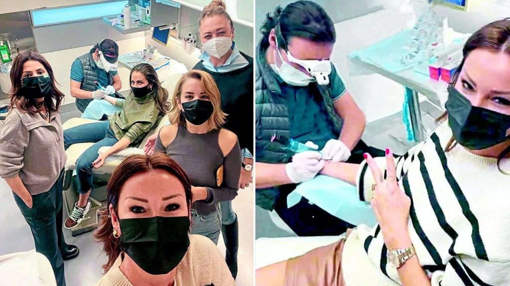 Pınar Altuğ ve Aslı Tandoğan'dan dövme hatırası