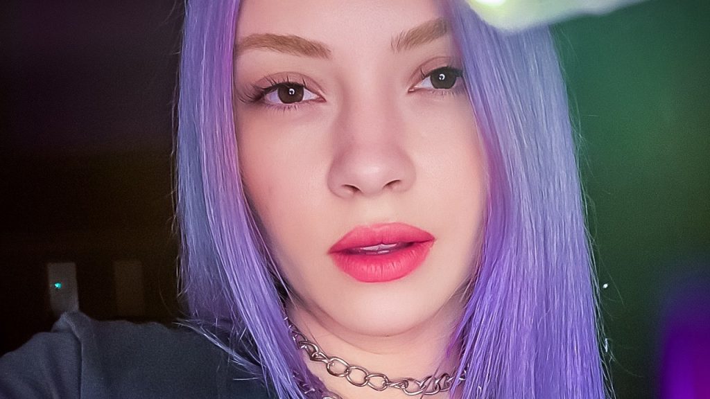 Ece Seçkin'e domuz gribi musallat oldu