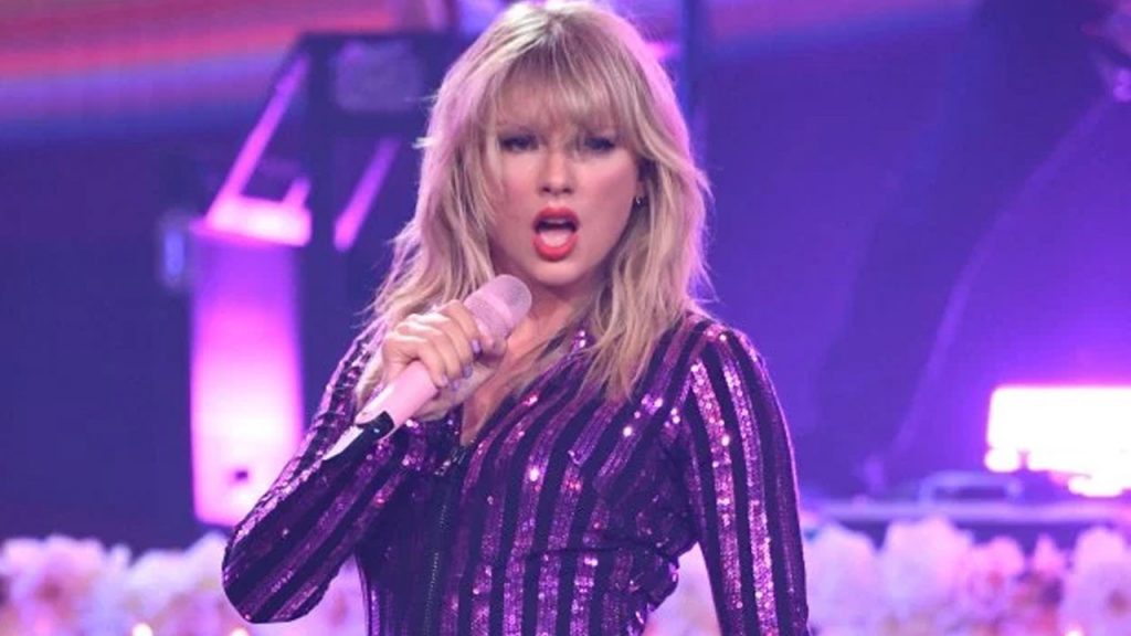 Taylor Swift'in albüm partisi, Omicron yayma etkinliğine dönüştü!