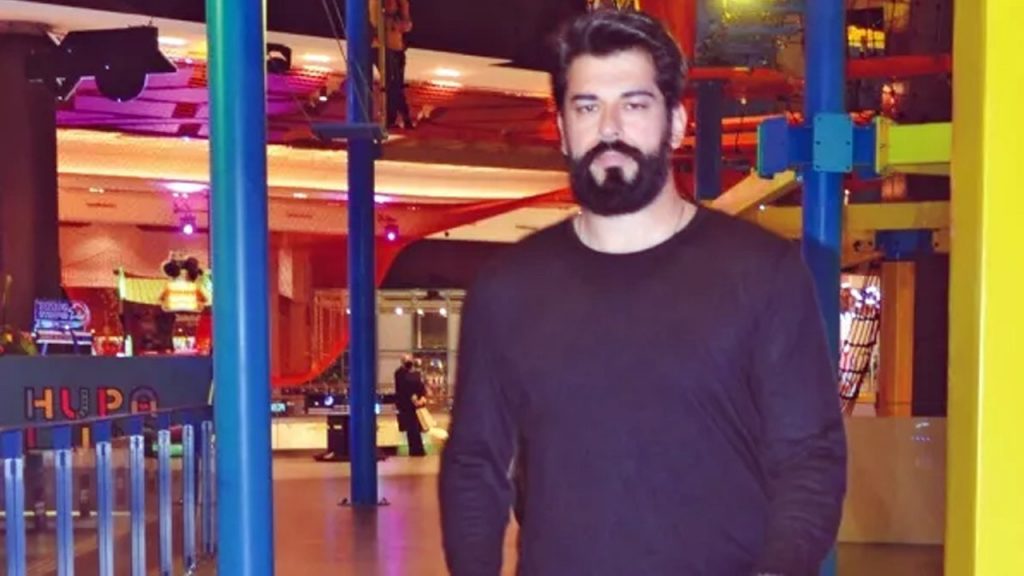Burak Özçivit 'yürüyen karizma' dedirtti