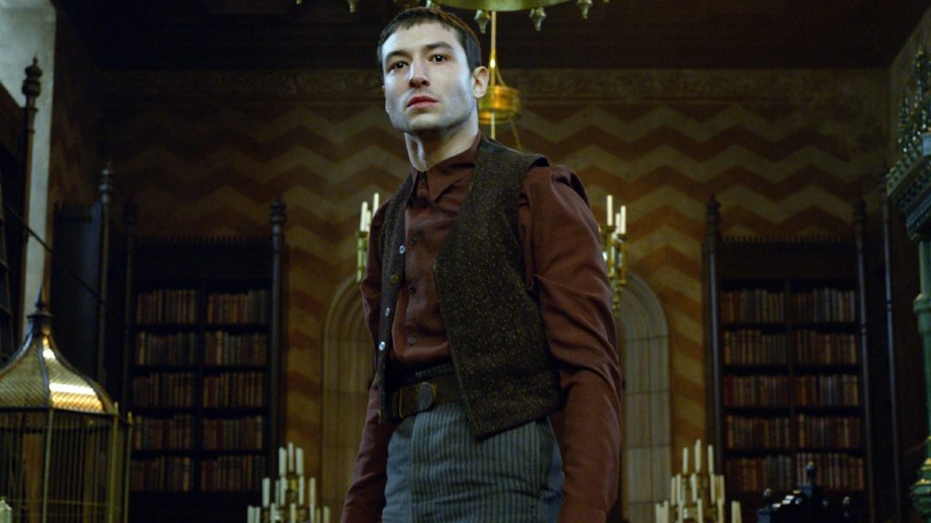 Oyuncu Ezra Miller tutuklandı