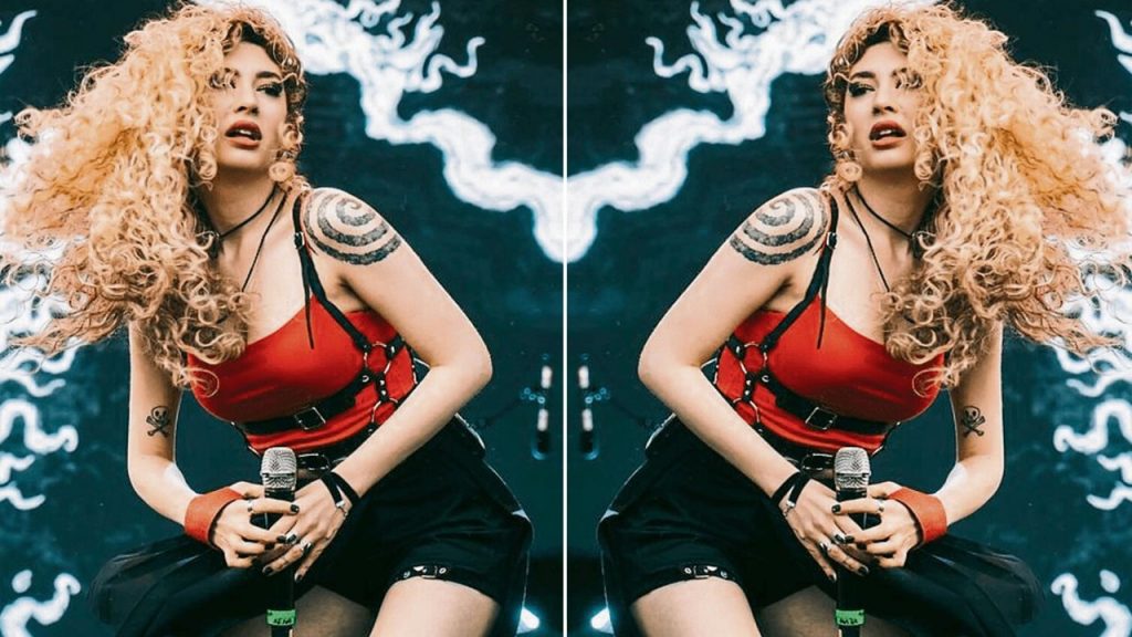 Sena Şener'in 'fırtınalı' konseri