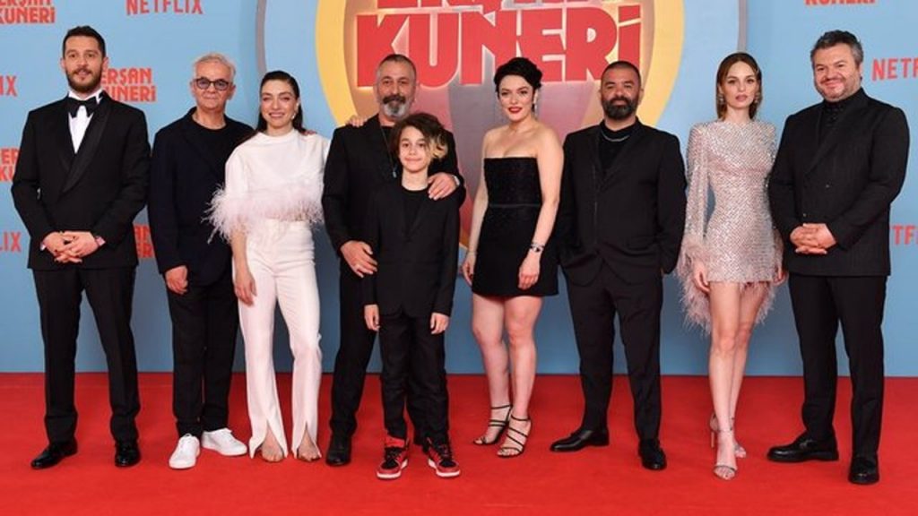Cem Yılmaz'dan flaş Erşan Kuneri açıklaması