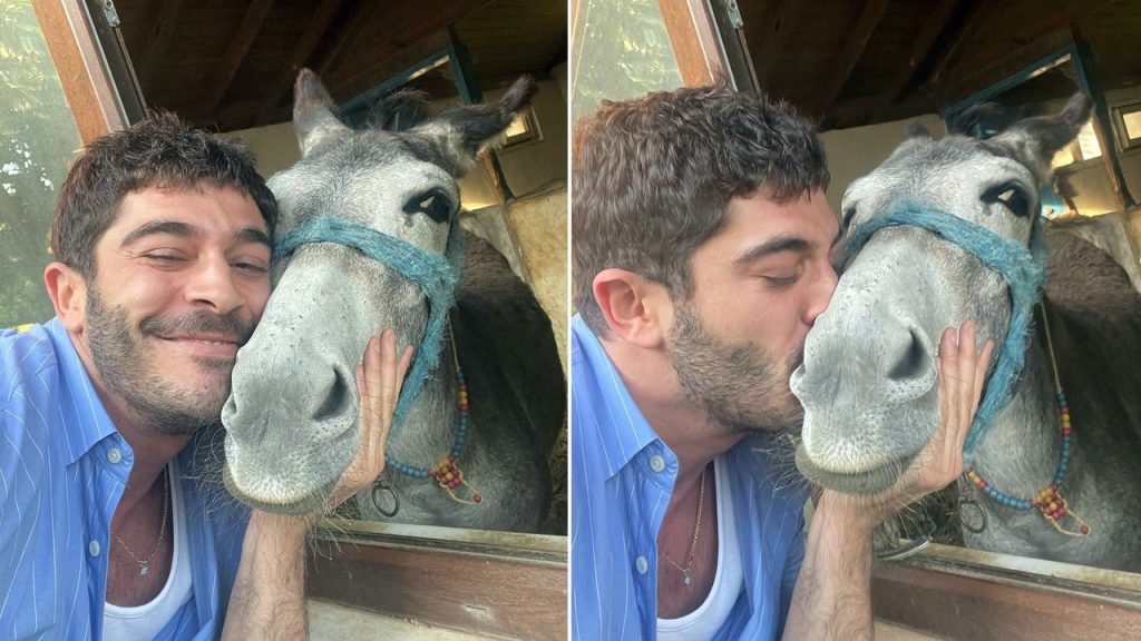 Burak Deniz Zilli'ye çok düşkün