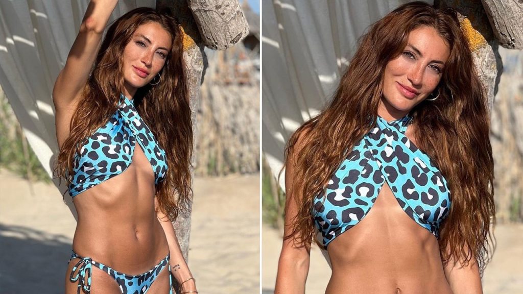 Merve Oflaz'ın tatil neşesi