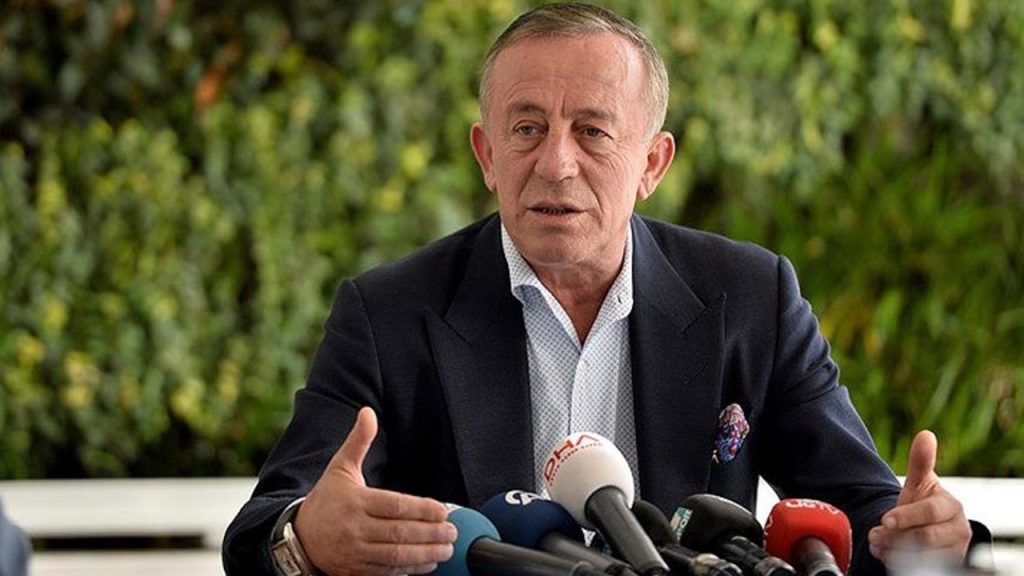 Ali Ağaoğlu kalp krizi geçirdi