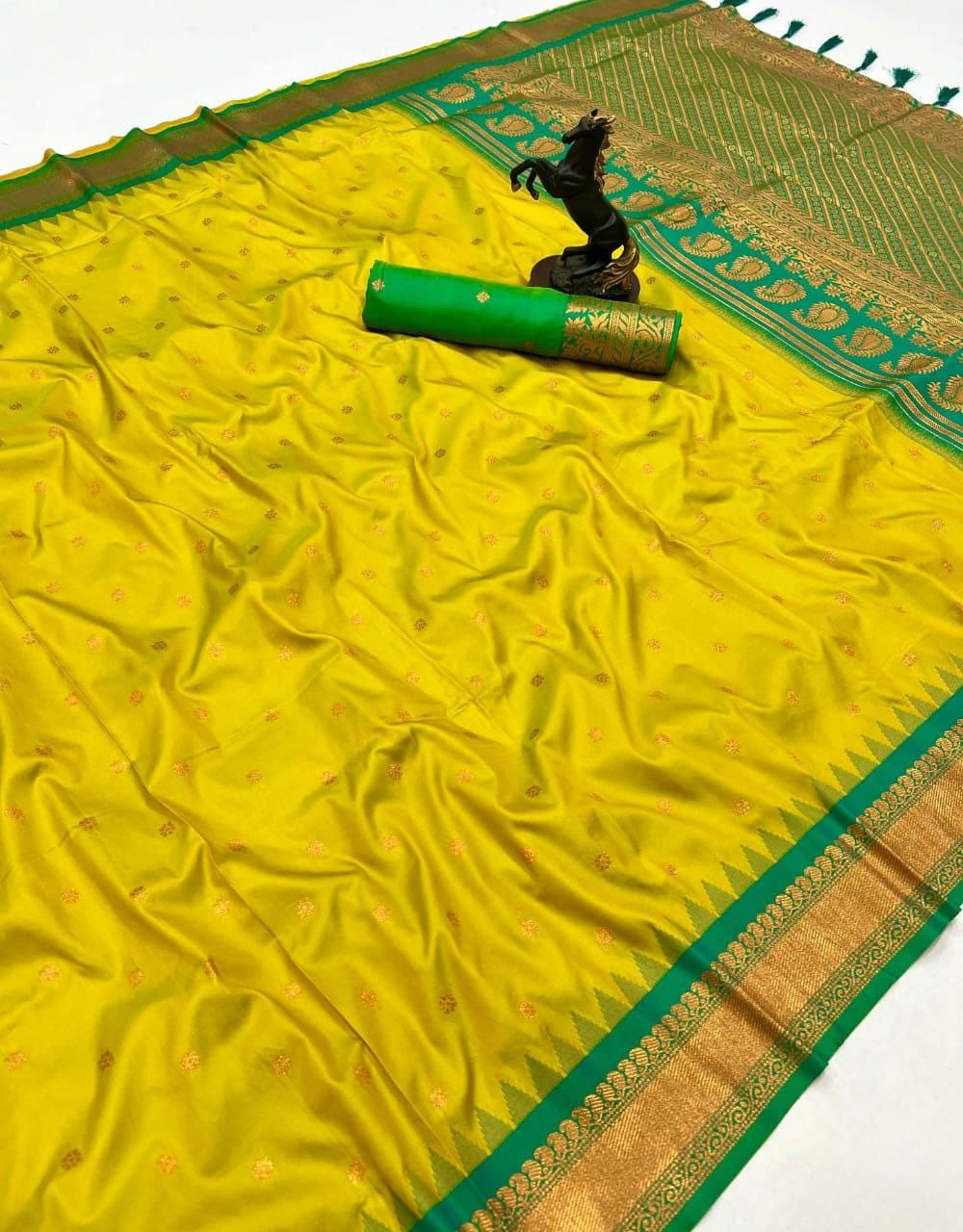 Women's fashion