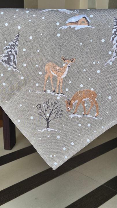 Серветка новорічна (Вишивка на сірому олені, 85х85)