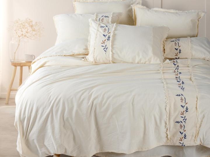Постільна білизна Turkiz Lucyna з вишивкою (Кремовий, 200х220)
