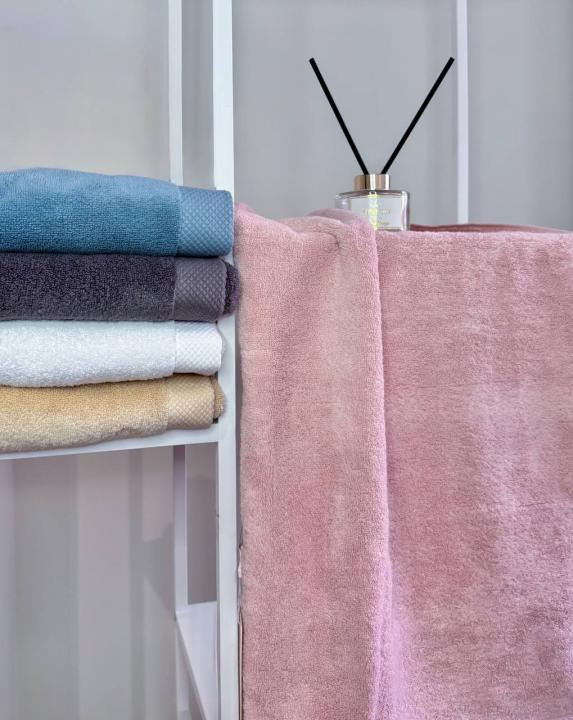 Рушник Maison D'or Artemis (Рожевий)