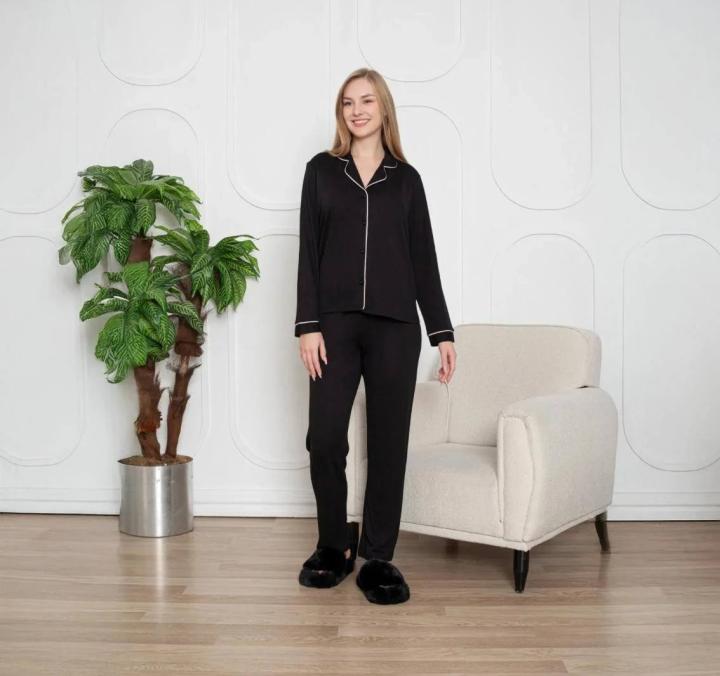 Піжама жіноча шовкова з молочним кантом Espuar (Чорний)