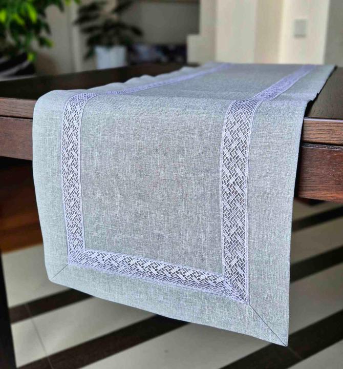 Скатертина (Ранер з мереживо на сірому, 40х140)