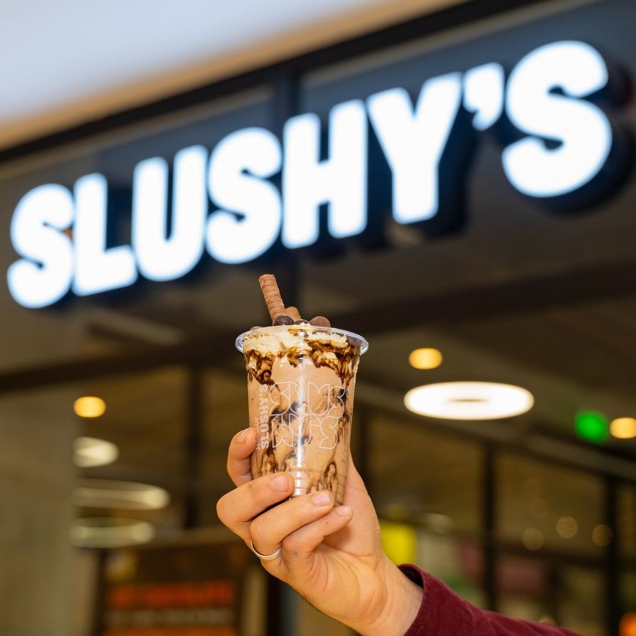 واحد والثاني مجاناً ! offer at سلاشيز