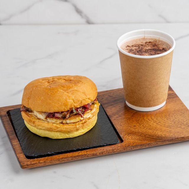 اشترِ واحد واحصل على الثاني مجانًا discount at مقهى لاكو