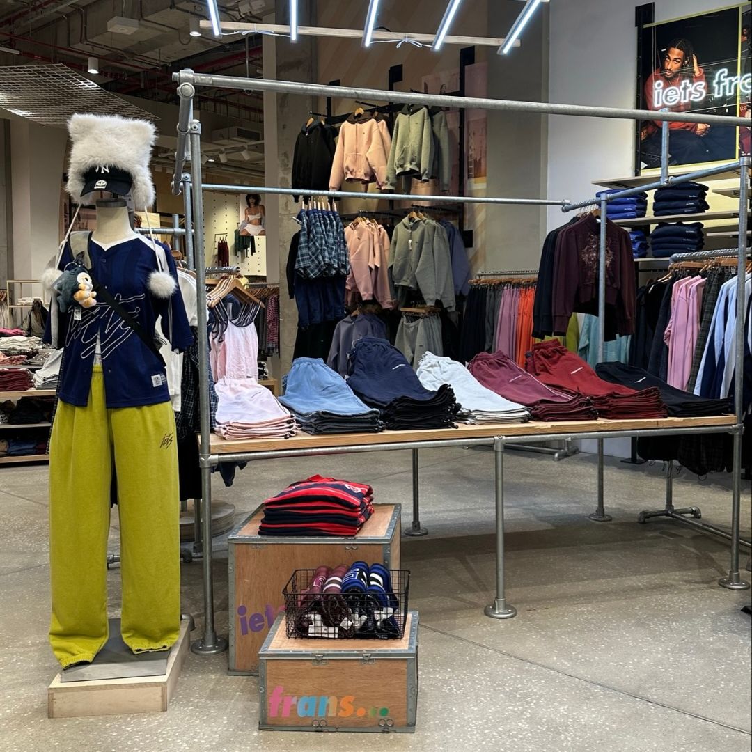 15% Off offer at Urban Outfitters