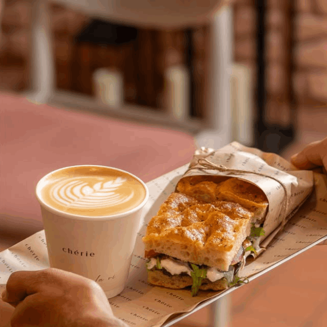 خصم ٢٠٪ discount at تشيريه