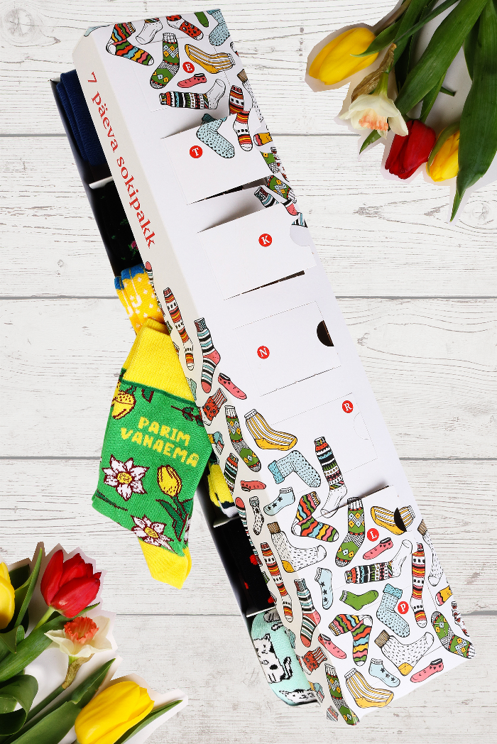 sokisahtel-parim-vanaema-emadepaeva-ullatuspakk-7-sokipaariga-igaks-nadalapaevaks