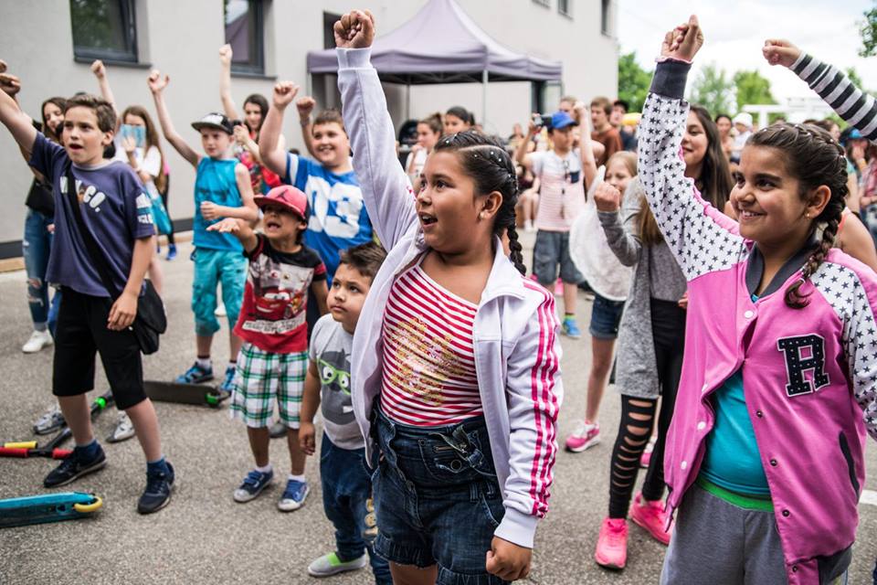 ABY DĚTI NEBYLY NA SVÉ STAROSTI SAMY