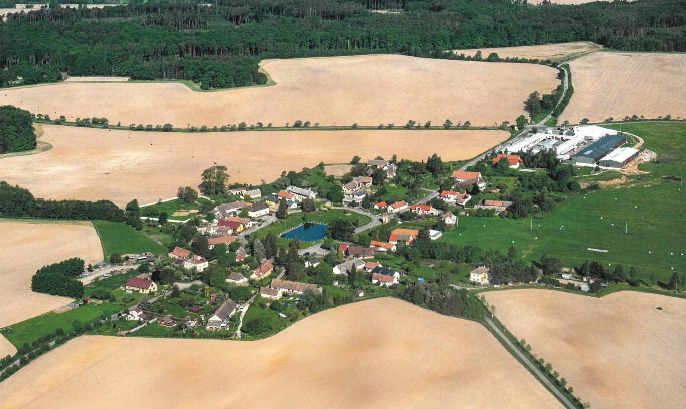 Dokážeme víc: Podpořte víceúčelový altán v obci Urbanice
