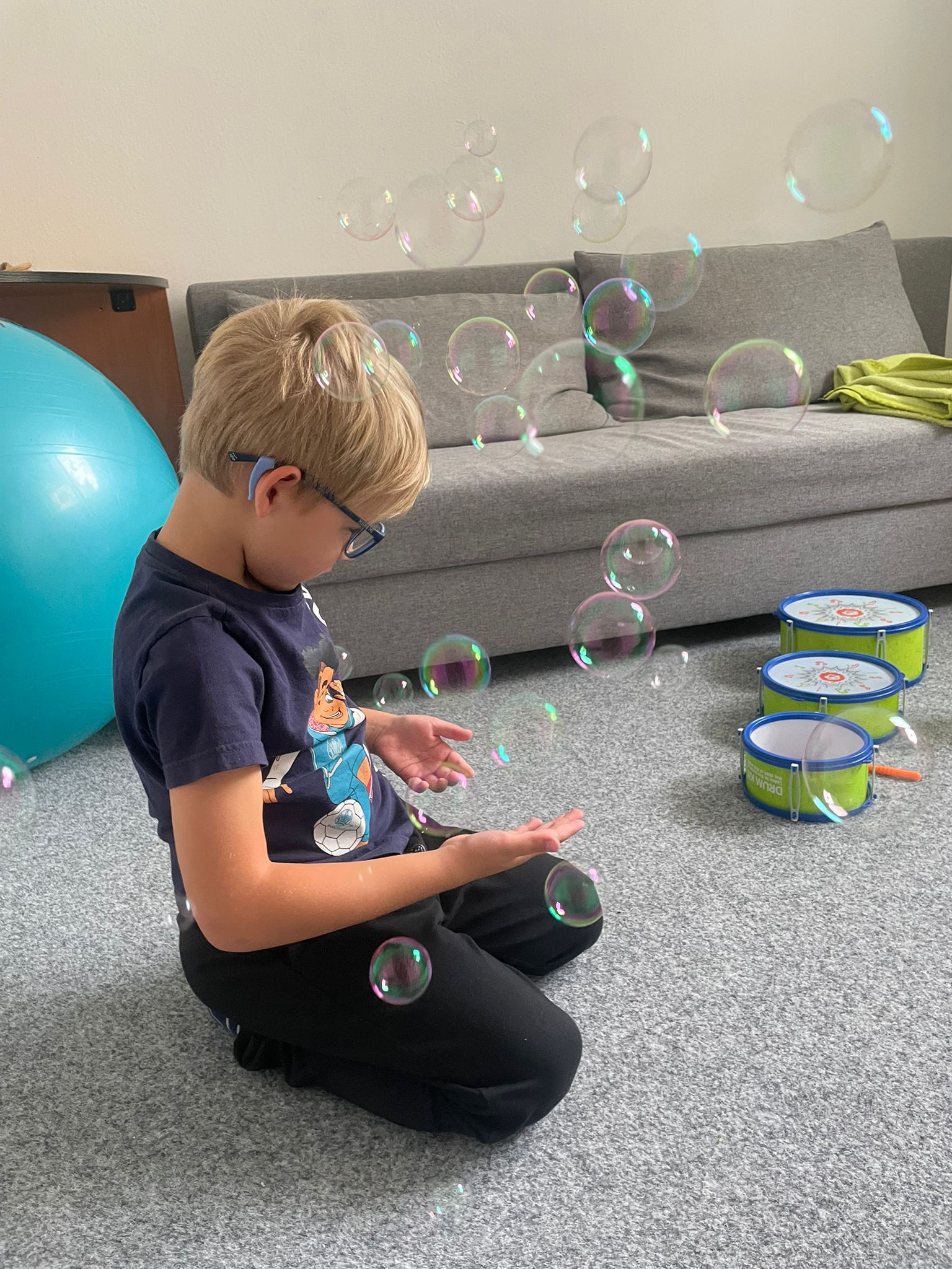 Darujte naději, darujte porozumění.