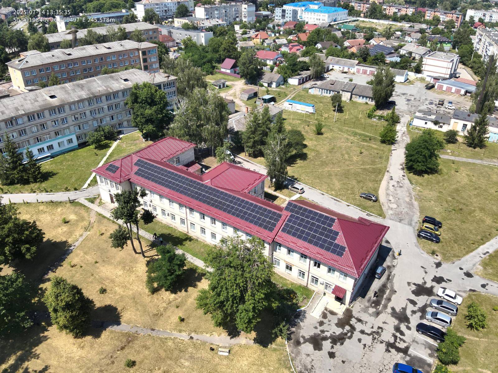 Baterie, které zachraňují životy – solární elektrárny pro ukrajinské nemocnice