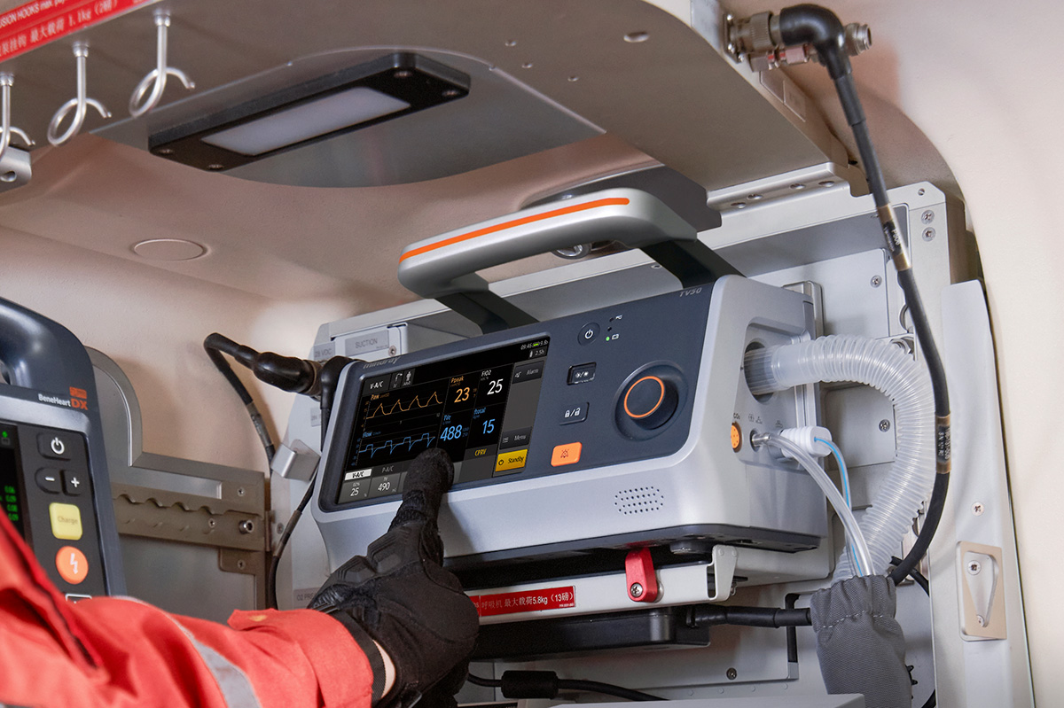 Plicní ventilátor pro Paliativní sanitku Girasole