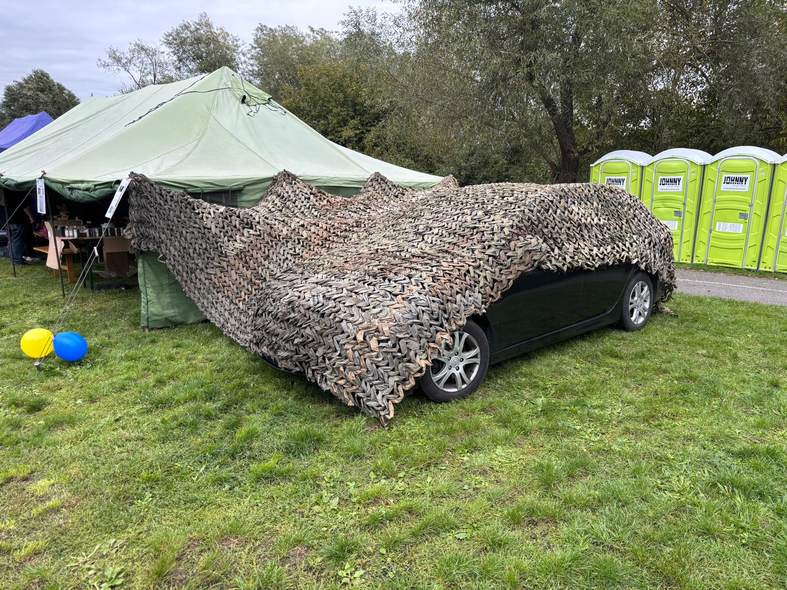 Maskovací sítě a humanitární pomoc pro Ukrajinu