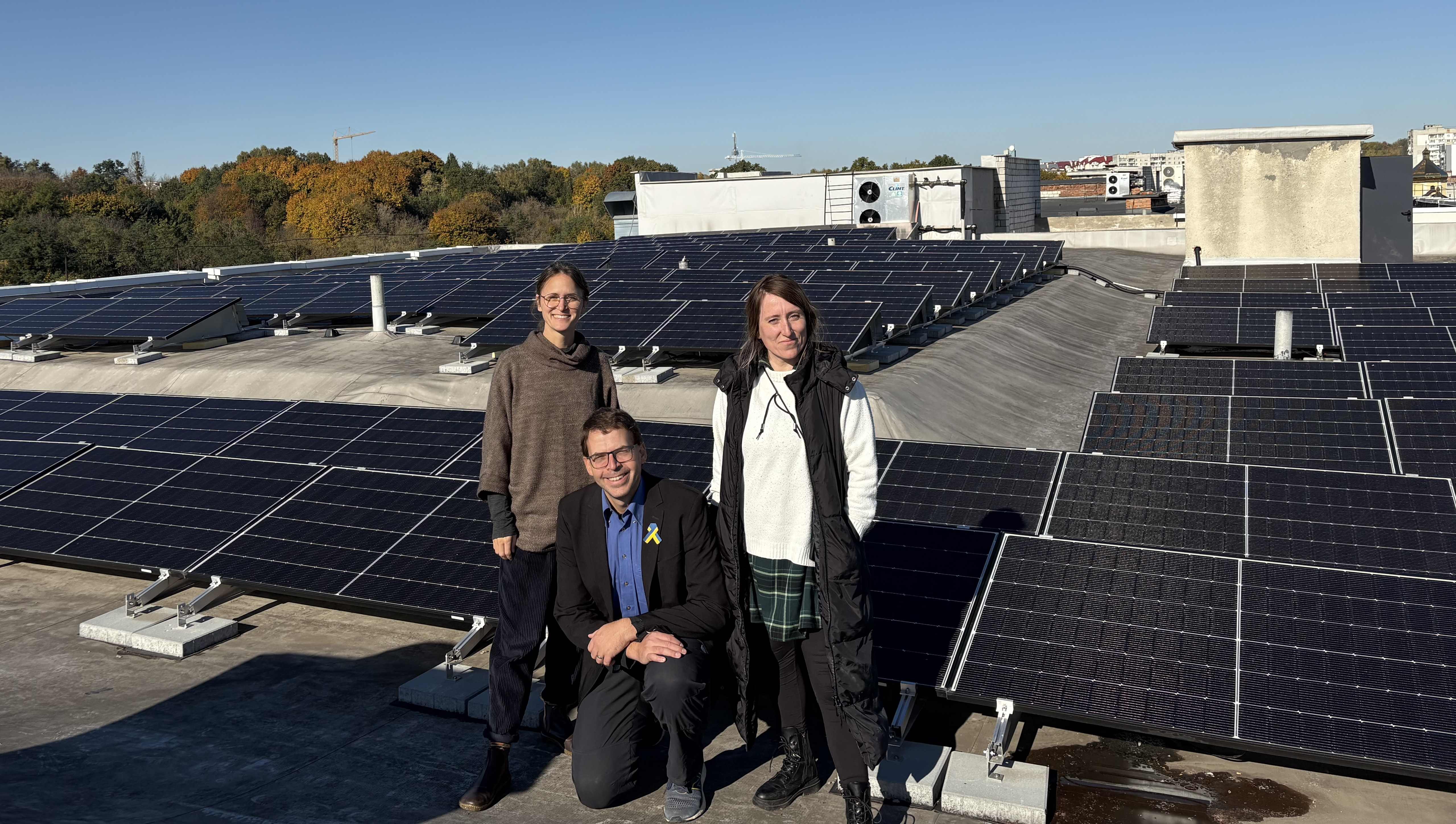 Slunce pro Ukrajinu - Rozsviťte s námi ukrajinské nemocnice