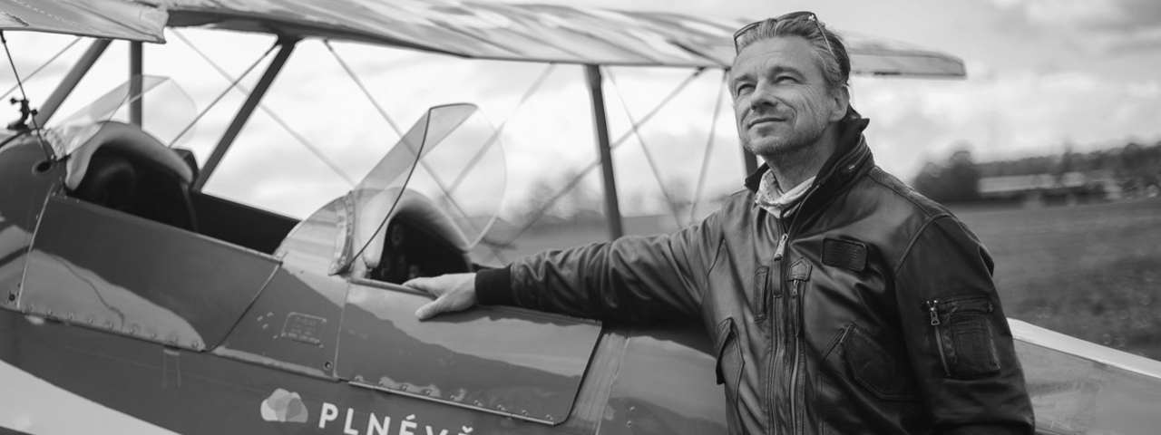 Letíme s Jógou k seniorům