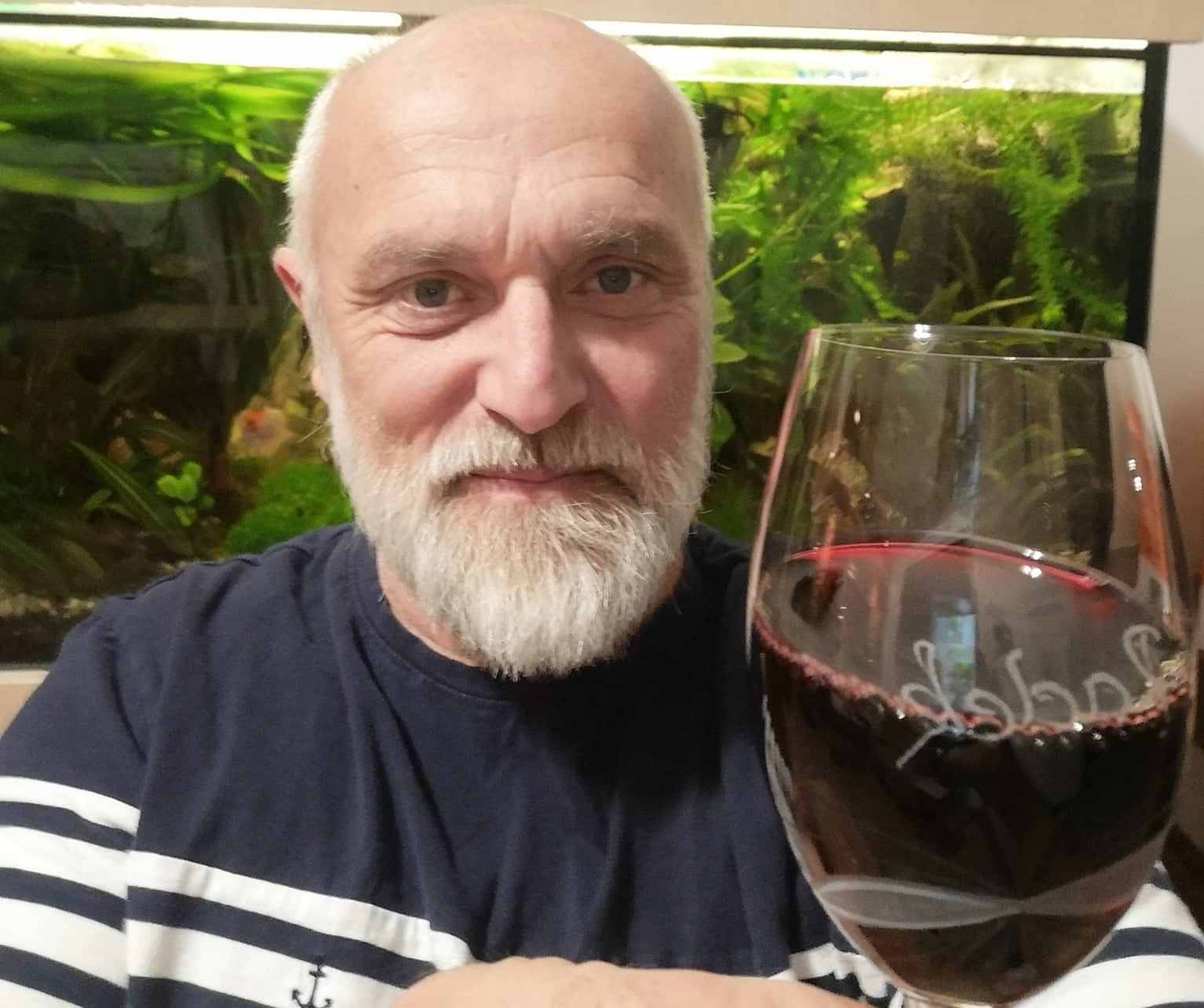 Připijme si na naše zdraví a vraťme prodej vody do vodáren v rukou měst