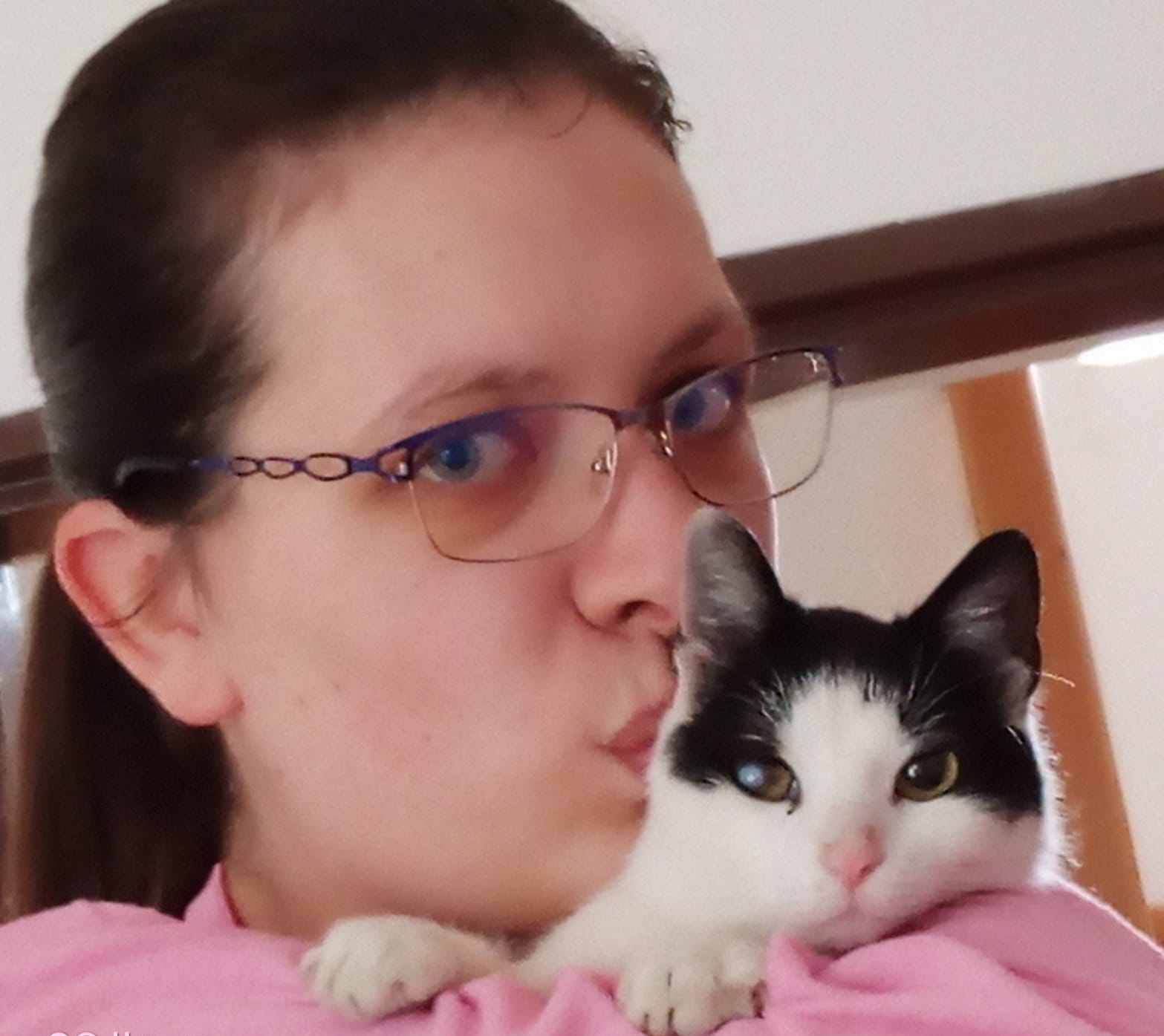 Kéž má každý touhu pomoci, kéž nikdo nemá touhu po moci.