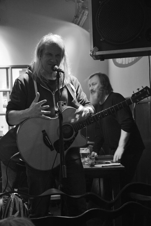 Podpořme Radio Proglas, ten svěží vánek na rozhlasových vlnách!