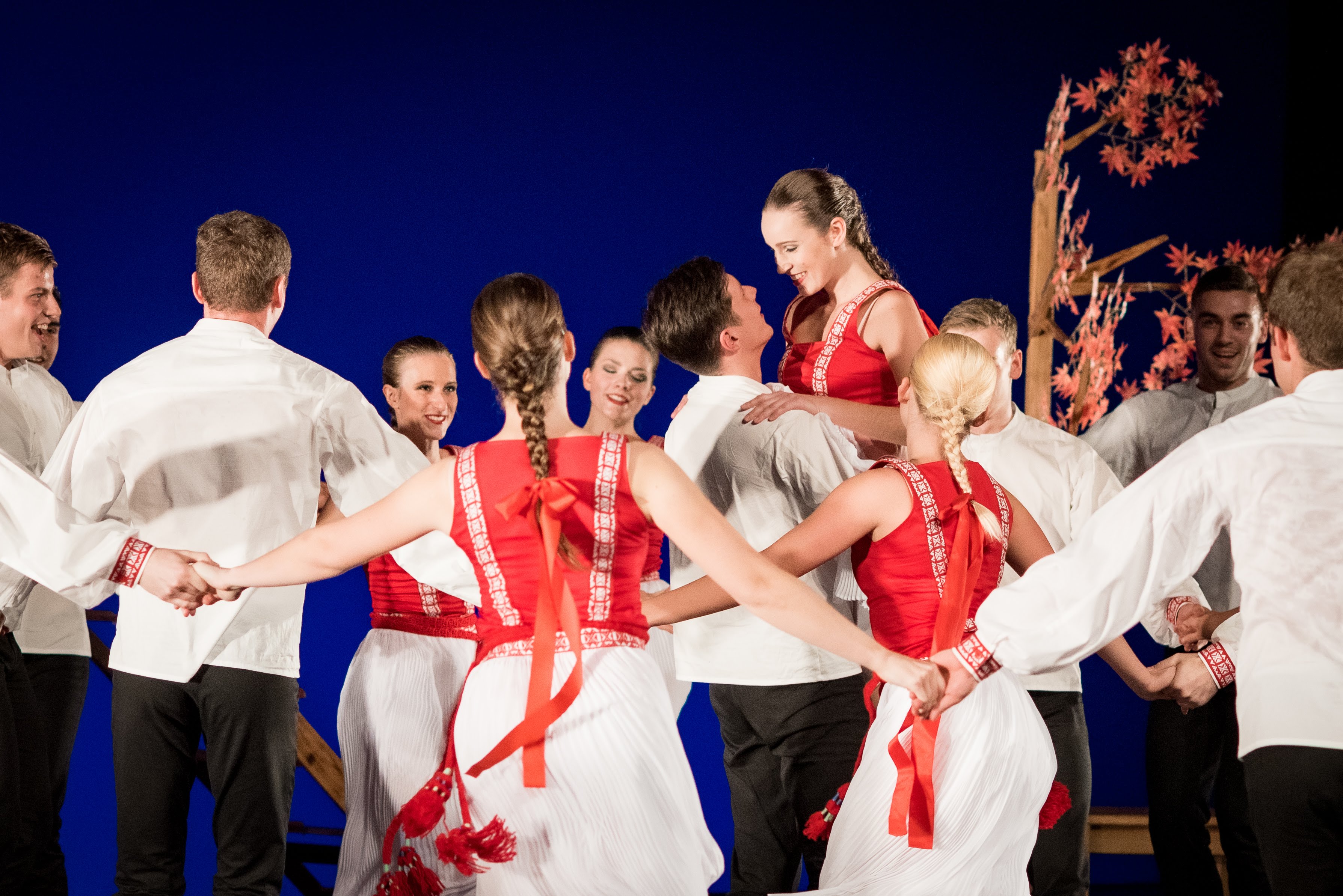 Proglas je rádio, které rozdává radost!