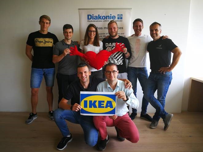 Kamarádi z korporátu běží pro Pečovatelskou službu Ďáblice