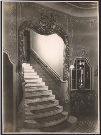 Pohled na schodište (foto Trousil, 1940)